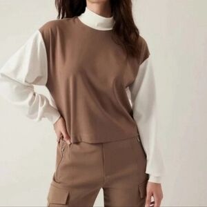 ATHLETA Women's Venice Two Tone Color Block Sweatshirt Crop Top. Size XXS